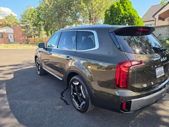 2025 Kia Telluride photo 5