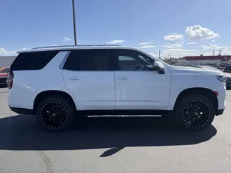 2023 Chevrolet Tahoe photo 2