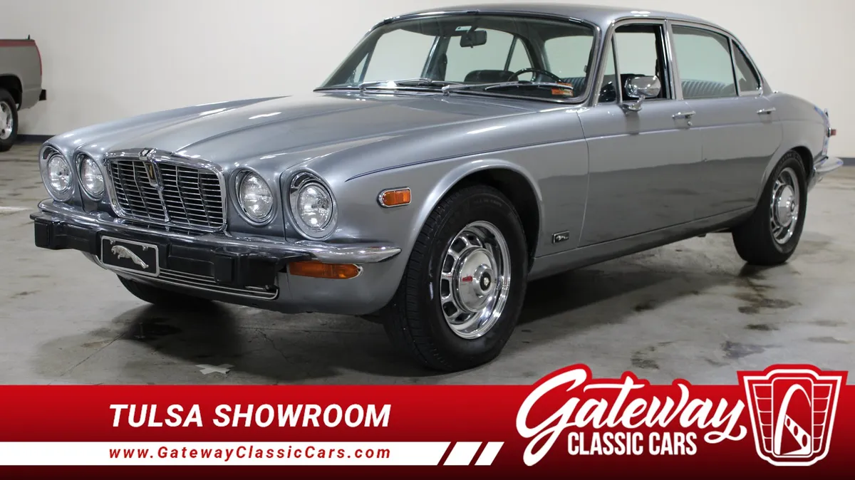 1974 Jaguar XJ12 S2
