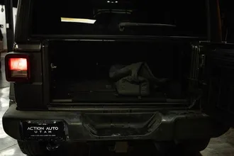 2022 JEEP WRANGLER photo 7