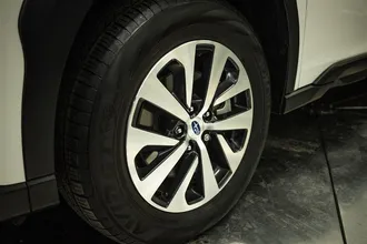 2024 SUBARU OUTBACK photo 3