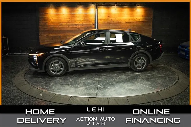 2025 KIA K4