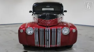 1946 Ford F-Series photo 3