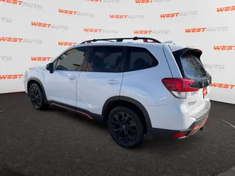 2019 Subaru Forester photo 3