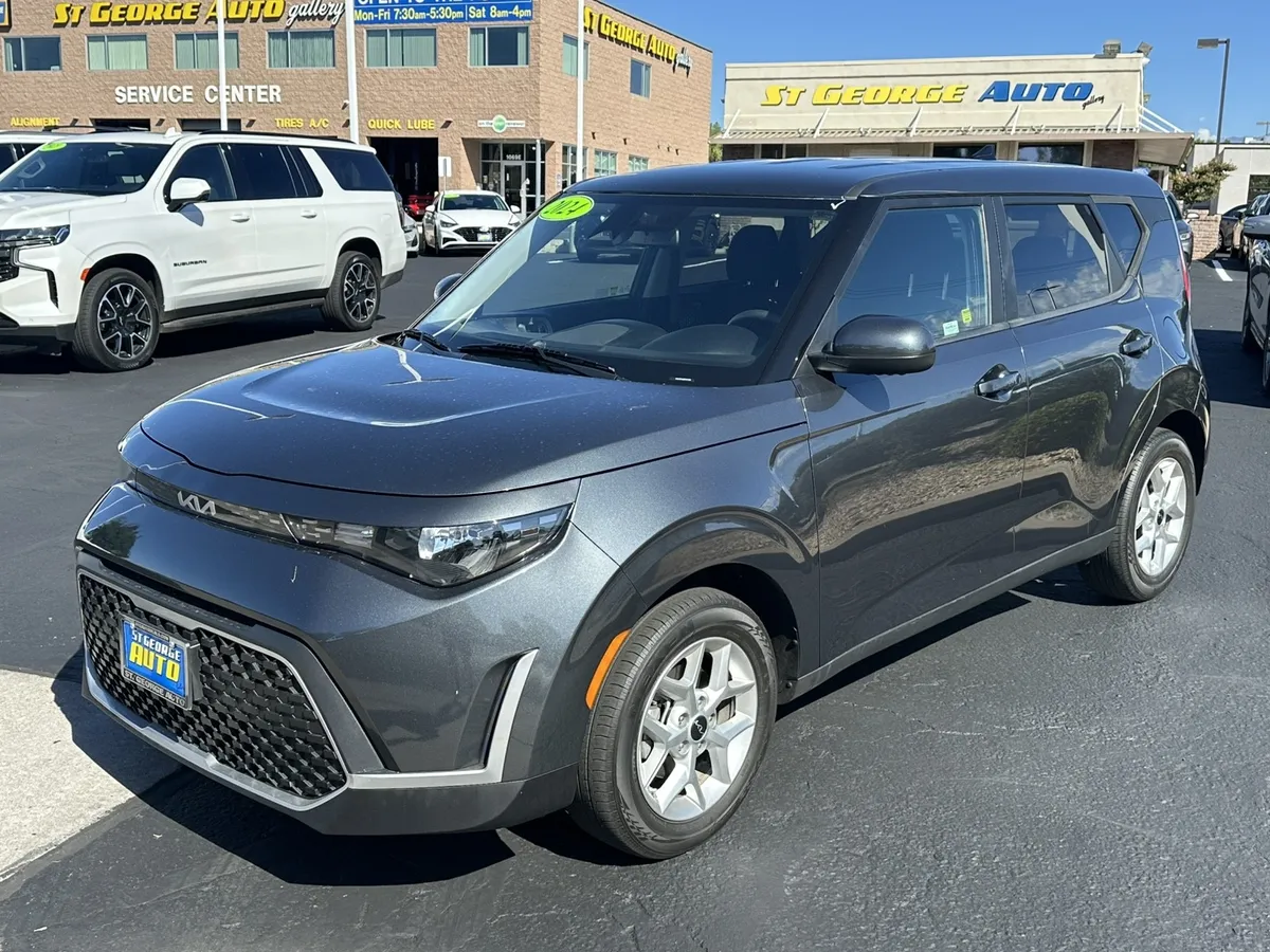 2024 Kia Soul LX