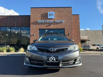 2012 Toyota Camry photo 2