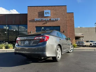 2012 Toyota Camry photo 5