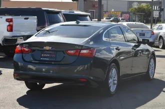 2018 Chevrolet Malibu photo 4