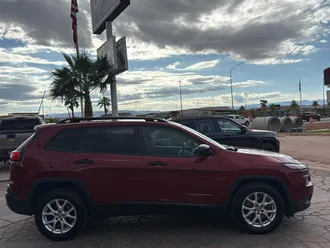2016 Jeep Cherokee photo 2