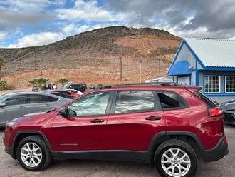 2016 Jeep Cherokee photo 6