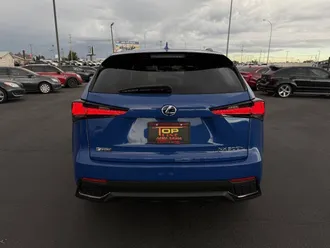 2021 Lexus NX 300h photo 4
