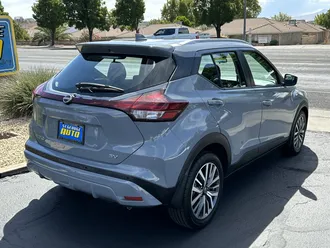 2022 Nissan Kicks photo 4