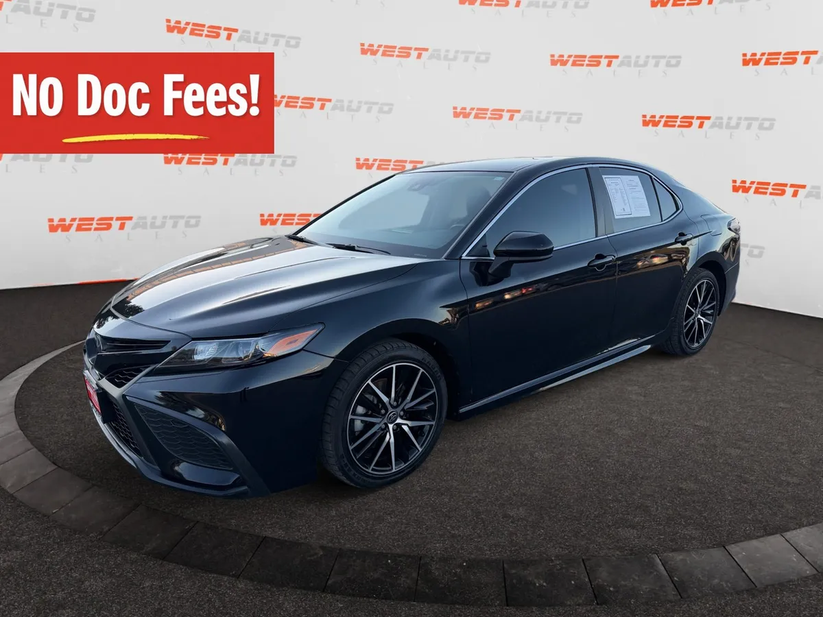 2021 Toyota Camry SE