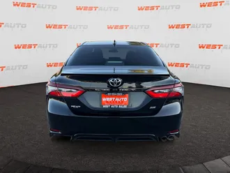 2021 Toyota Camry photo 4