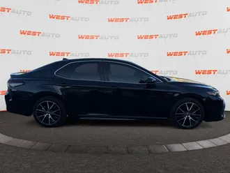 2021 Toyota Camry photo 6