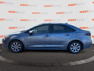 2020 Toyota Corolla photo 2