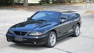 1997 Ford Mustang SVT Cobra photo 4