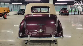 1938 Ford Deluxe photo 3