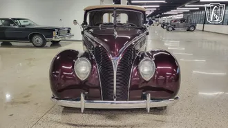1938 Ford Deluxe photo 4
