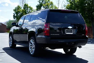 2012 CHEVROLET SUBURBAN photo 7