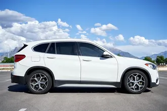 2018 BMW X1 photo 4