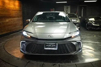 2025 TOYOTA CAMRY photo 4