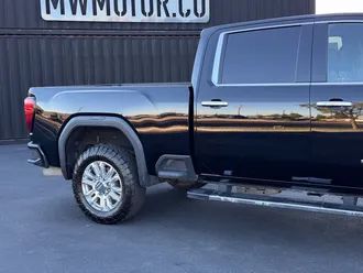 2021 GMC Sierra 3500HD photo 4