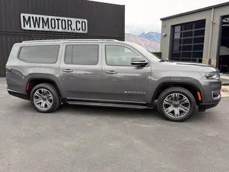 2024 Jeep Wagoneer L photo 5