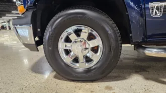 2001 Chevrolet K1500 photo 4