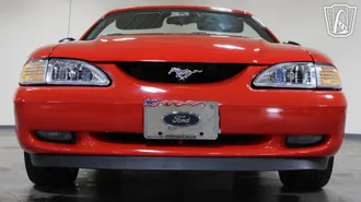 1994 Ford Mustang photo 3