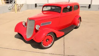 1934 Ford Tudor photo 2