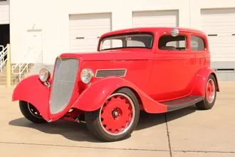 1934 Ford Tudor photo 3