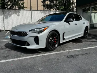 2022 Kia Stinger GT2 photo 3