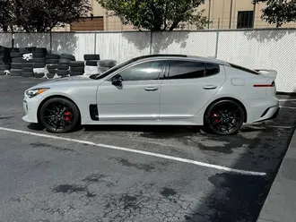 2022 Kia Stinger GT2 photo 4