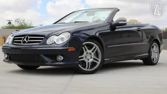 2008 Mercedes-Benz CLK550 photo 2