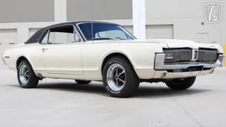 1967 Mercury Cougar photo 5