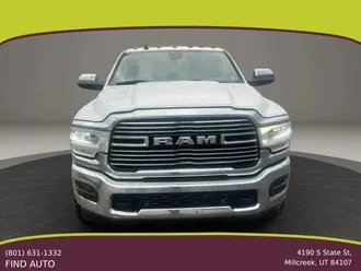 2019 Ram 3500 Crew Cab photo 4