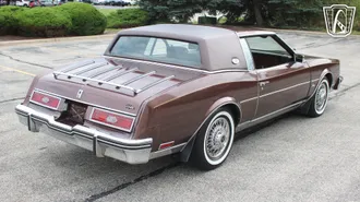 1983 Buick Riviera photo 3