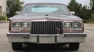 1983 Buick Riviera photo 6