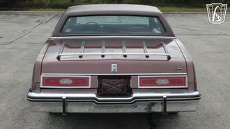 1983 Buick Riviera photo 7