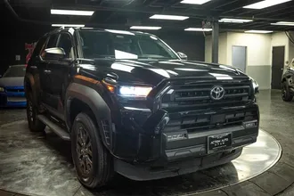 2025 TOYOTA 4RUNNER photo 5