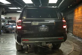 2025 TOYOTA 4RUNNER photo 6