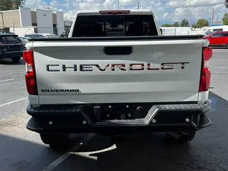 2024 Chevrolet Silverado 3500HD LT photo 6