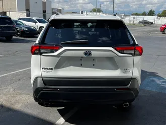 2024 Toyota RAV4 Hybrid XLE Premium photo 6