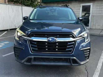 2024 Subaru Ascent Premium 8-Passenger photo 2
