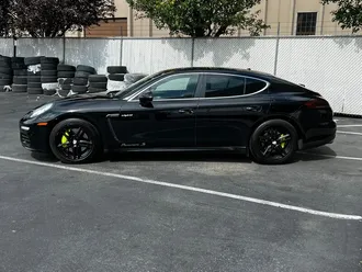 2014 Porsche Panamera S E-Hybrid photo 4