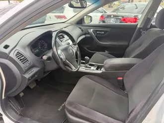 2013 Nissan Altima photo 3