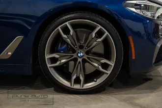 2019 BMW 5 Series photo 5