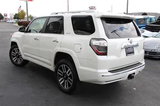 2022 TOYOTA 4RUNNER photo 5