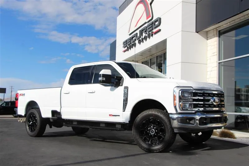 2023 FORD SUPER DUTY F-350 SRW LARIAT